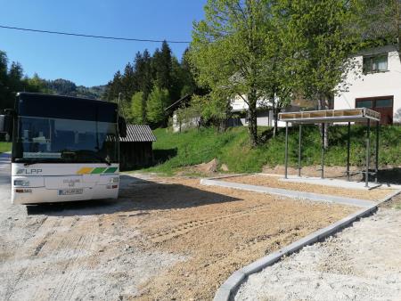 Nadstrešnica