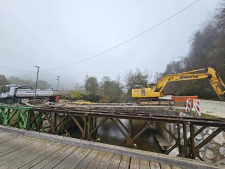 Rušenje starega mostu