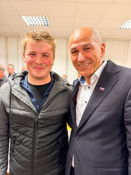 581014325_1380807053412647_5584073828867489349_n